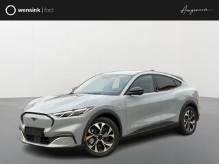 ford-mustang-mach-e-standard-rwd-75