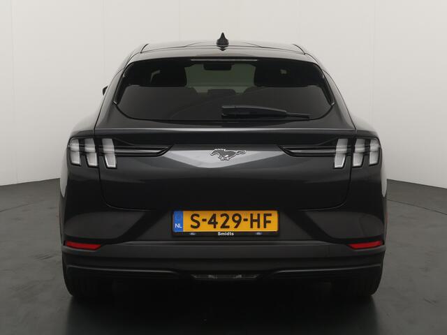Ford MUSTANG Mach-E 270 pk RWD 75 kWh | Pano | B&O | El. verst. stoel + geh. | 360° Camera | El. a. klep | 1e eig. | 100% dealer onderh.
