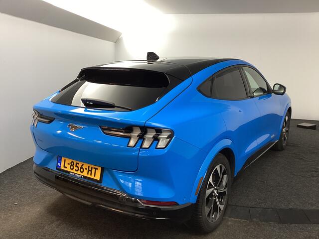 Ford MUSTANG Mach-E Extended First Edition AWD 98 kWh | Leder | Clima | Navi |*