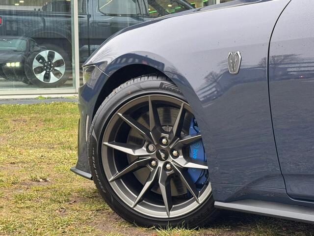 Ford MUSTANG Fastback GT 5.0 V8 Dark Horse Carbon B&O