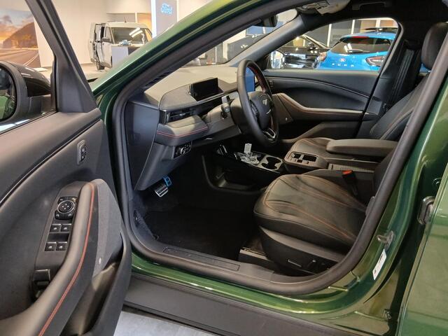 Ford MUSTANG Mach-E Extended Premium RWD 88 kWh * Technology Pack+ * Panoramadak * B&O Audio*