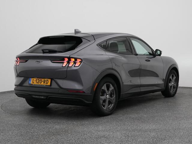 Ford MUSTANG Mach-E RWD 75 kWh | 360° | ADAPTIVE | B&O | CARPLAY | STOEL- EN STUURVBERW.
