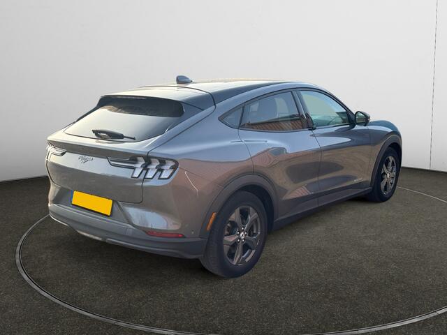 Ford MUSTANG Mach-E RWD 75 kWh- Bang Olufsen, Design Leder, Stuur/Stoelverwarming, 360 Camera, Dealer Onderhouden