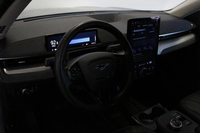 Ford MUSTANG Mach-E Extended RWD 98 kWh | CAMERA | PANO | KEYLESS | NAVIGATIE | STOEL+STUURVERW | LED | AB/-VERW |