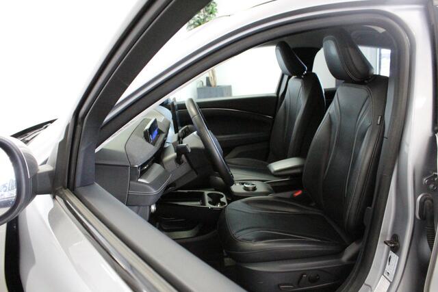 Ford MUSTANG Mach-E Extended RWD 98 kWh | CAMERA | PANO | KEYLESS | NAVIGATIE | STOEL+STUURVERW | LED | AB/-VERW |