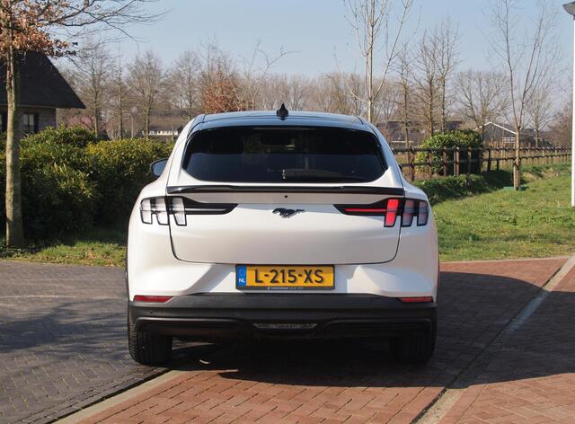 Ford MUSTANG Mach-E Extended RWD 98 kWh | SOH 93% | Panoramadak | 360 Camera | Bang & Olufsen | Apple Carplay |