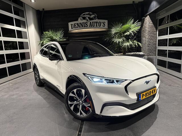 Ford MUSTANG Mach-E AWD 75 kWh