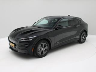 ford-mustang-mach-e-extended-rwd-98