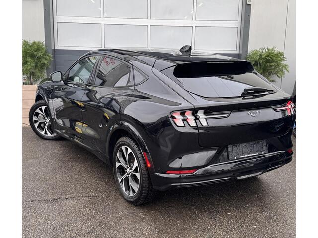 Ford MUSTANG Mach-E Extended AWD 98 kWh Garantie / Pano /