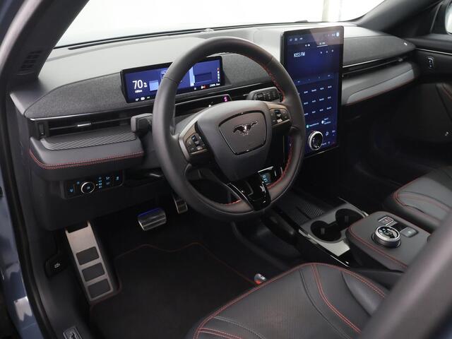 Ford MUSTANG Mach-E Extended Premium RWD 98 kWh | Navigatie | Parkeercamera 360° | Keyless Go | B&O | Cruise Control Adaptief | Elektr, Achterklep |