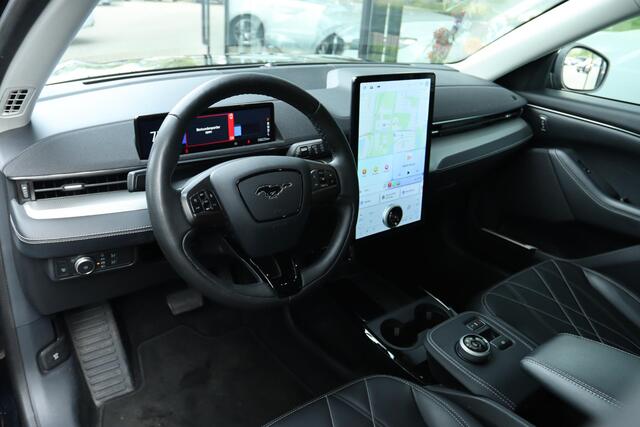 Ford MUSTANG MACH-E RWD 75KWH SOH 95% | CARPLAY | CAMERA | WINTERPACK | LEDER | DODEHOEK