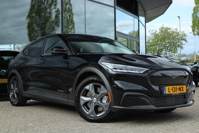 Ford MUSTANG MACH-E RWD 75KWH SOH 95% | CARPLAY | CAMERA | WINTERPACK | LEDER | DODEHOEK