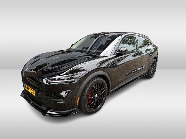 Ford MUSTANG Mach-E GT RWD 75 kWh | 305 pk 485 NM | SOH 94% | spoilerpakket | getuned | maxhaust sound system | stoelverwarming | stuurverwarming | 20 inch velgen |