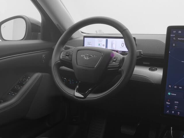Ford MUSTANG Mach-E Standard RWD 75 kWh | 360° | ADAPTIVE | STOEL- EN STUURVERW.