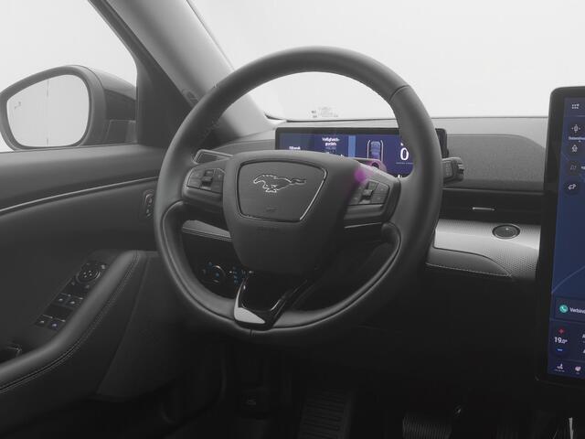 Ford MUSTANG Mach-E Standard RWD 75 kWh | 360° | ADAPTIVE | STOEL- EN STUURVERW.