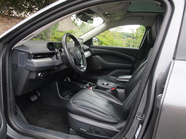 Ford MUSTANG Mach-E Extended RWD 98 kWh | 360 Camera | Bang & Olufsen | Stoel Memory | Apple Carplay | Cruise Control |