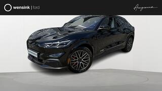 ford-mustang-mach-e-extended-premiu
