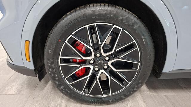 Ford MUSTANG Mach-E Extended Premium RWD 88 kWh
