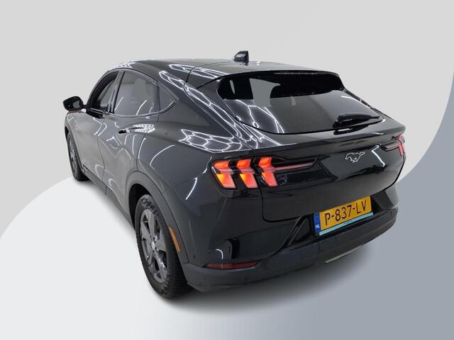 Ford MUSTANG Mach-E RWD 75 kWh 88.000 KM | SOH 92,5% | Technology Pack Plus | Panorama Dak | Volledig Lederen Interieur. | WORDT VERWACHT!