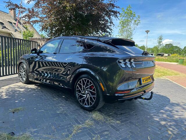 Ford MUSTANG Mach-E GT Extended AWD 98 kWh | 486 PK | Trekhaak | Panoramadak |