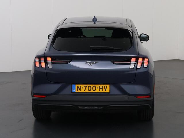 Ford MUSTANG Mach-E RWD 75 kWh | Navigatie | Winterpakket | Parkeercamera 360° | Cruise Control Adaptief | B&O | Elektr. Achterklep |
