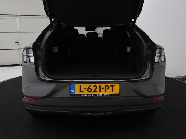 Ford MUSTANG Mach-E Extended RWD 98 kWh | SOH 93,1% | Panoramadak | 360 Camera | Leder | Stoel & stuurverwarming | B&O Sound | Carplay | Keyless | Memory | Adaptive cruise | Navigatie