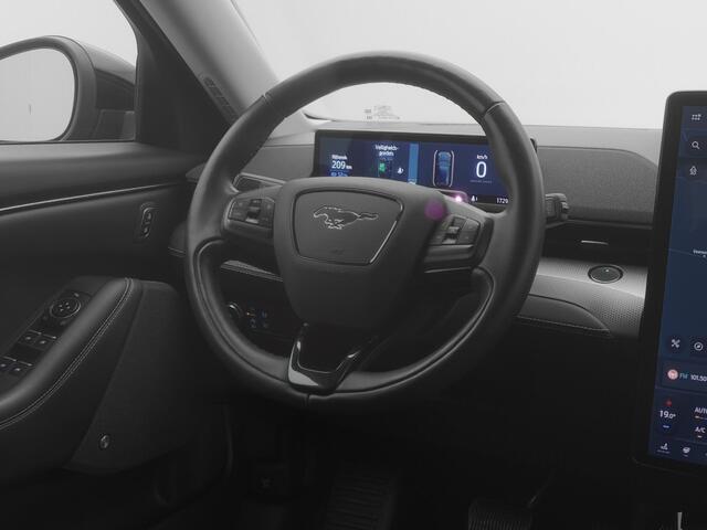 Ford MUSTANG Mach-E RWD 75 kWh | 360° | ADAPTIVE | B&O | STOEL- EN STUURVERW.