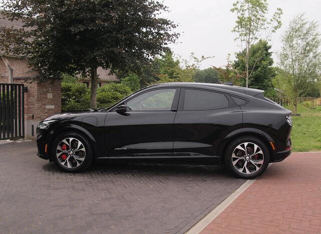 Ford MUSTANG Mach-E Extended AWD 98 kWh | SOH 93% | 360 Camera | Bang & Olufsen | Apple Carplay | ACC | NL-Auto |