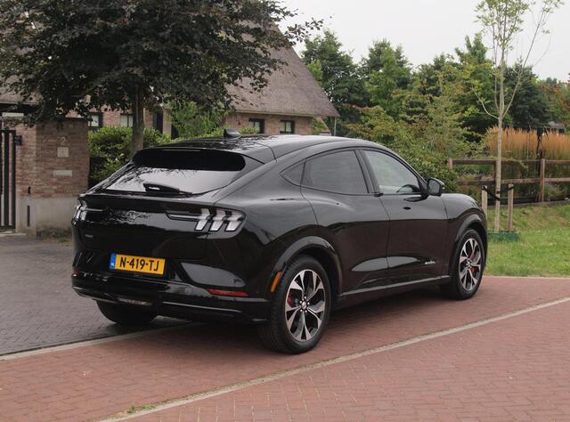 Ford MUSTANG Mach-E Extended AWD 98 kWh | SOH 93% | 360 Camera | Bang & Olufsen | Apple Carplay | ACC | NL-Auto |