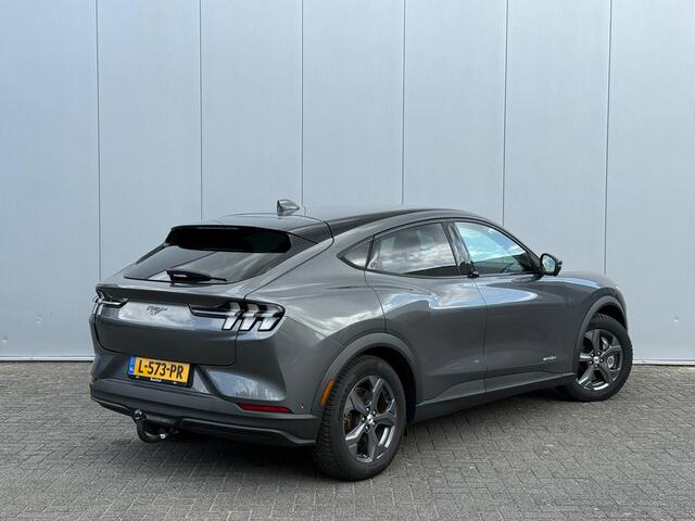 Ford MUSTANG Mach-E RWD 75 kWh 258 pk | Trekhaak | B&O | All-season | Winterpack | 360 camera |