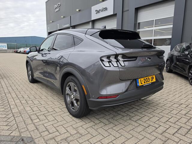 Ford MUSTANG Mach-E RWD 75 kWh | 92% SoH | B&O | Panoramadak | 360° camera | Stoel- en stuurverwarming | Elektrisch bedienbare achterklep