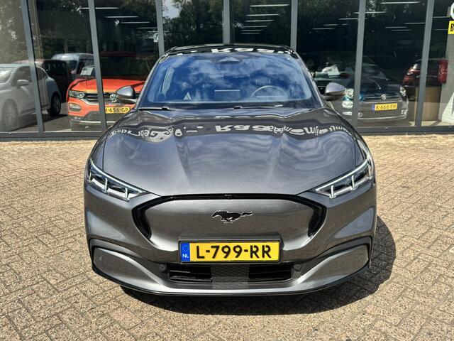 Ford MUSTANG Mach-E Extended First Edition AWD 98 kWh*Panorama*Leder*