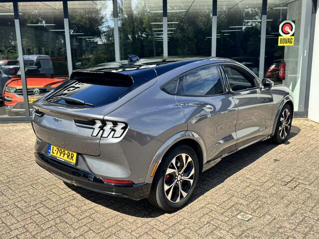 Ford MUSTANG Mach-E Extended First Edition AWD 98 kWh*Panorama*Leder*