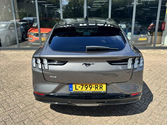 Ford MUSTANG Mach-E Extended First Edition AWD 98 kWh*Panorama*Leder*