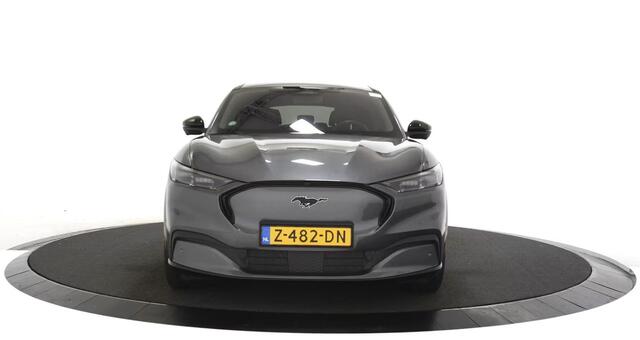 Ford MUSTANG Mach-E Extended Premium RWD 98 kWh Cruise control adaptief / Panoramadak / Navigatie
