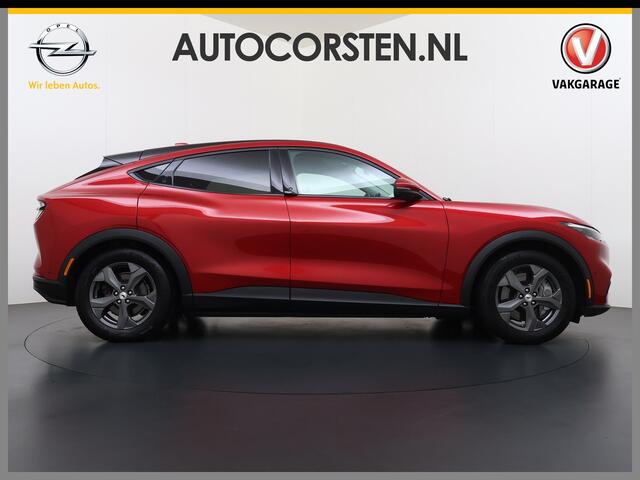 Ford MUSTANG Mach-E Extended RWD 98kWh SOH 94% Trekhaak Adap.Cruise B&O-Audio Leder 360°Camera Stoel+Stuurverwarming Navi Ecc Apple Carplay Android Auto Lmv 18" Privacy Glas Pdc Voorruitverwarming DAB Elek.Achterklep Keyless Dodehoekwaarschuwing 1e Eigenaar 750KG Trekgewicht Origineel Nederlandse Auto