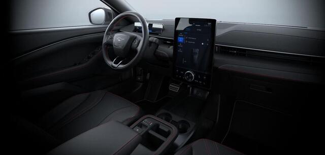Ford MUSTANG Mach-E Extended Premium RWD 88 kWh 276pk | Panoramadak | Bang&Olufsen | 19 inch Machined Black | Technology Pack +