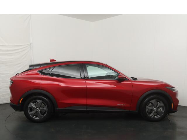 Ford MUSTANG Mach-E RWD 75 kWh 268 pk | B&O | Adapt. cruise | LED | 360° Camera | El. a. klep | Apple Carplay & Android Auto draadloos |