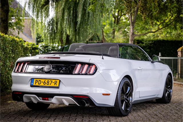 Ford MUSTANG Convertible 2.3 EcoBoost Stoelventilatie Shaker Audio NL Auto