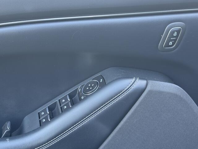 Ford MUSTANG Mach-E Volleer Dikke velgen RWD 75 kWh