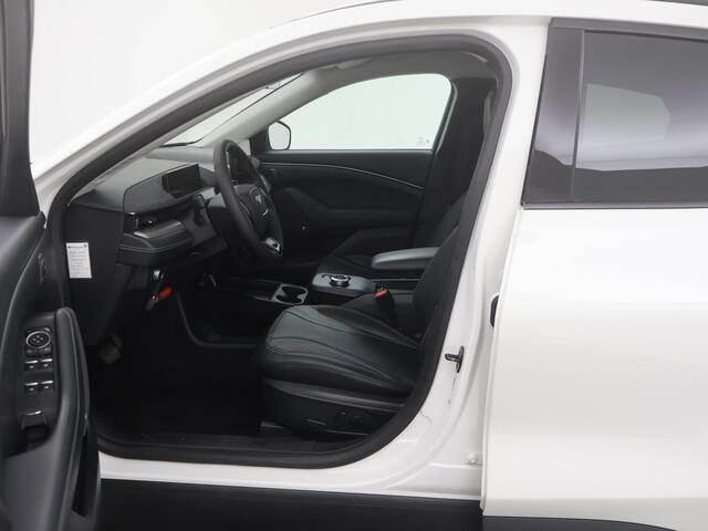Ford MUSTANG Mach-E RWD 75 kWh PANODAK|SOH94%|MEMORYSTOEL|LEER|BLIS|ELEK.ACHTERKLEP|WINTERPACK|360CAMERA