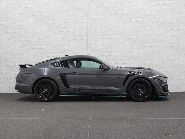 Ford MUSTANG V8 Shelby GT 500 Replica | 450pk | Brembo | EU Auto | ACC | Stoelventilatie | Ex BPM | Prijs incl. Bpm 53850,= | 10-traps Automaat | RVS Sportuitlaat | Fighter Jet Grey |