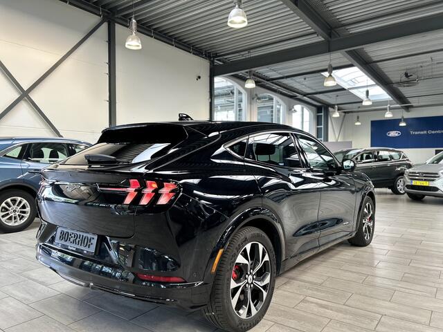 Ford MUSTANG Mach-E Extended RWD 98 kWh Premium | Adapt. Cruise | Rondomzicht camera | SOH 95,3% | Stoel, Stuur & Voorruitverwarming | El. verst. stoel + geh. | 19"