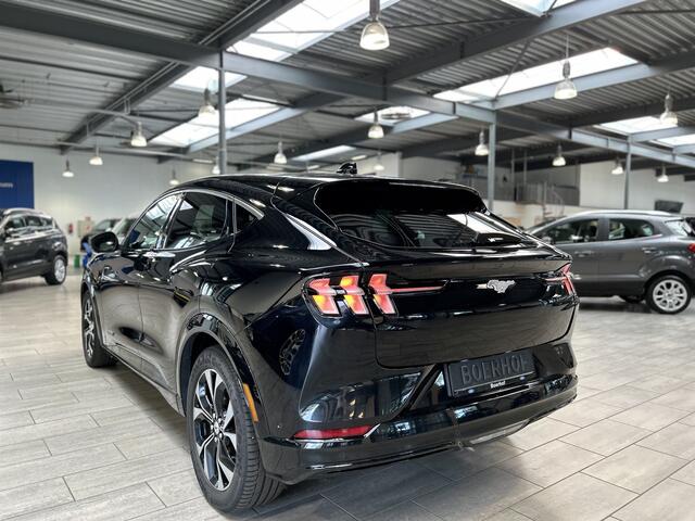 Ford MUSTANG Mach-E Extended RWD 98 kWh Premium | Adapt. Cruise | Rondomzicht camera | SOH 95,3% | Stoel, Stuur & Voorruitverwarming | El. verst. stoel + geh. | 19"