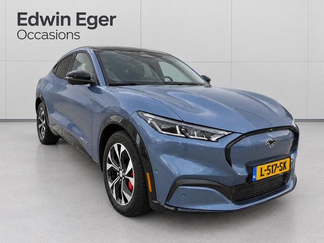Ford MUSTANG Mach-E AWD 75 kWh | SOH 95.5 % | Trekhaak afn. | Ad cruise | Navi | Led | NL-auto