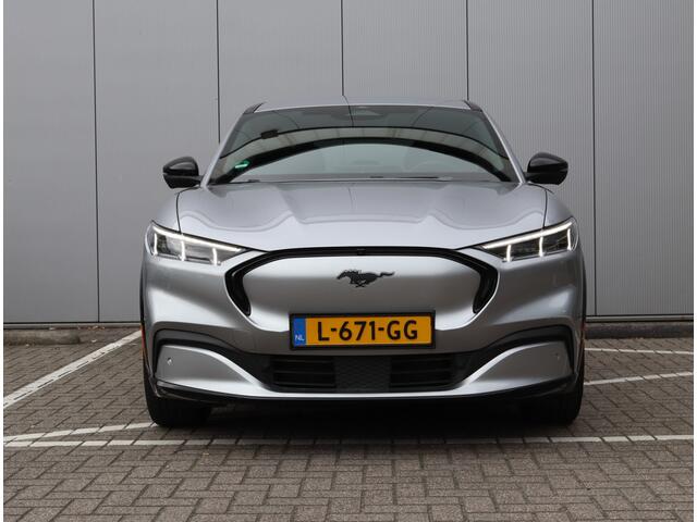 Ford MUSTANG Mach-E AWD 75 kWh | Trekhaak | SOH 92,3% | B&O | 360 Camera