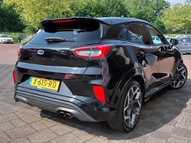 Ford PUMA 1.5 EcoBoost 200pk ST-X Performance-Pack | Navi + Apple Carplay | Clima | Cruise | B&O Sound | Keyless Entry | Pdc V+A+Assist+Camera | Dodehoek+Rijstrooksensor | Privacy Glass | 19''lm