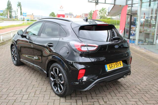 Ford PUMA 1.0-125 pk EcoBoost Mild Hybrid ST-Line X AUTOMAAT ! Gun uzelf het plezier en comfort van een automaat ! Cruise Control, Climate Control, Achteruitrijcamera, Parkeersensoren v+a, metallic lak, LM wielen, Navigatie, Telefoonvoorb., etc.