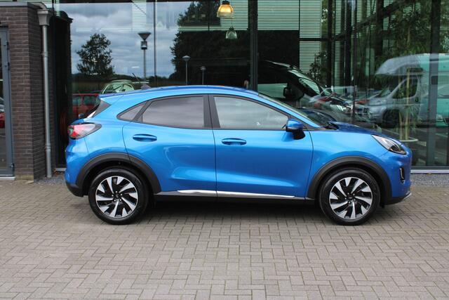 Ford PUMA 1.0 EcoBoost Hybrid Titanium