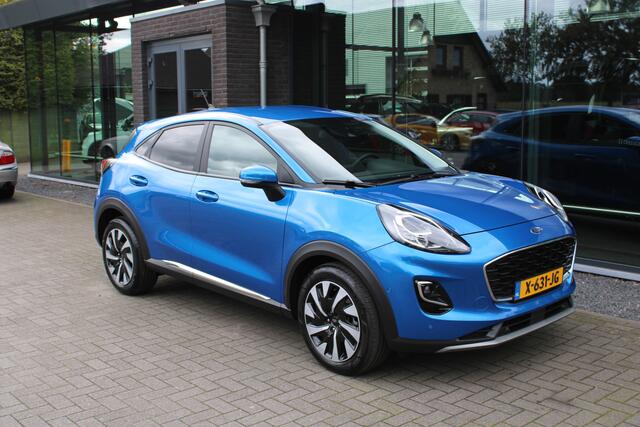Ford PUMA 1.0 EcoBoost Hybrid Titanium